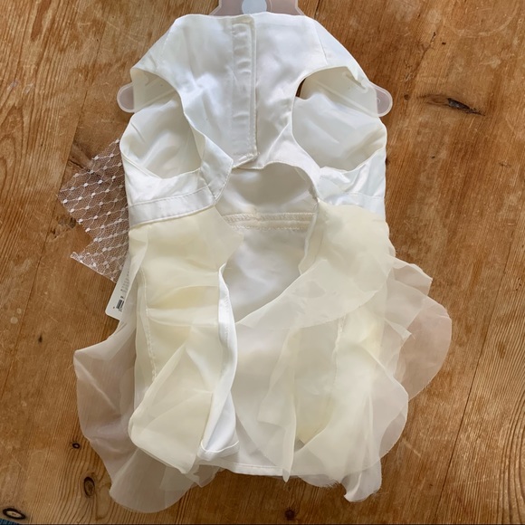 Wedding Dress Veil New Small Ivory White
Pet Dog Costume 
Halloween Bride - Picture 3 of 9
